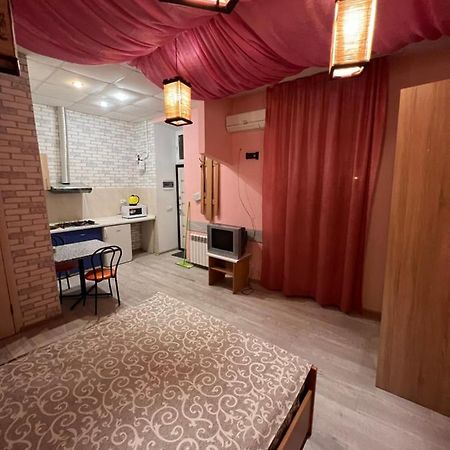 32Kotliarska Apartment Лвив Екстериор снимка